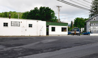 Moove In Self Storage Facility at Route 350 in Warriors Mark