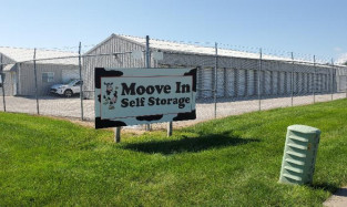 Moove In Self Storage Facility at 120 Southgate Ave in Iowa City