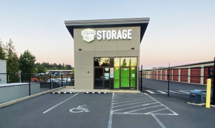 Northwest Self Storage Facility at 1753 SE 1st Ave in Canby, OR