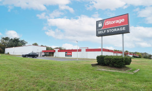 iStorage Facility at 460 County Rd in Cliffwood