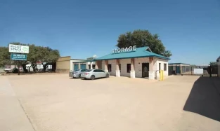 RightSpace Storage | Hwy 71 West